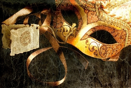 Masks-masquerade-11502135-500-335